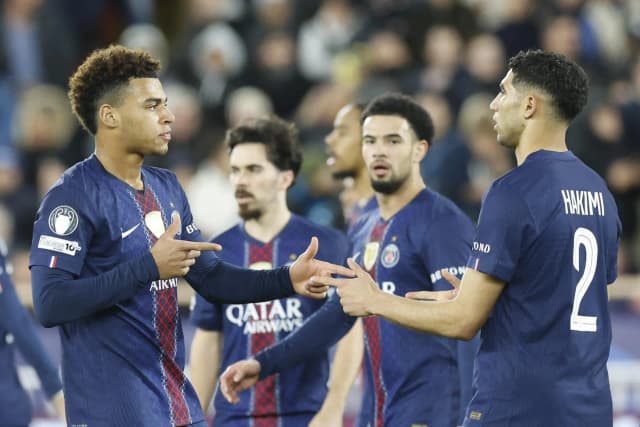 Champions: Doué sai do banco e PSG busca virada sobre o Monaco