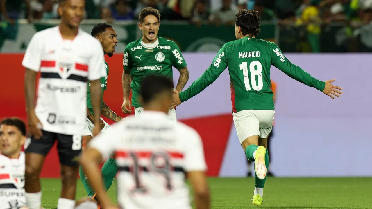 Palmeiras domina São Paulo e garante vaga na final do Paulistão