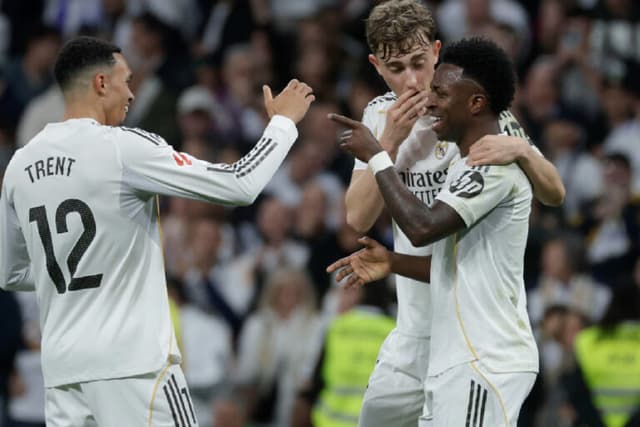 Vini Jr. troca provocações com Simeone em vitória do Real