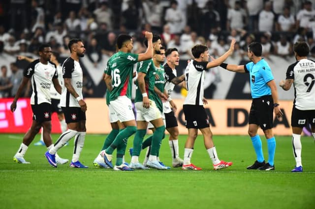Corinthians x Palmeiras: denúncias de agressão após empate no Dérbi
