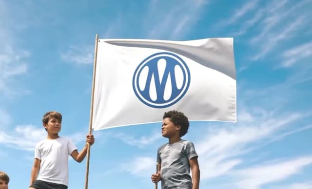 Olympique de Marselha apresenta novo escudo minimalista