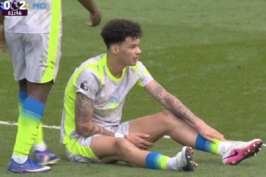 Destaque do Manchester City vira dúvida contra Arsenal