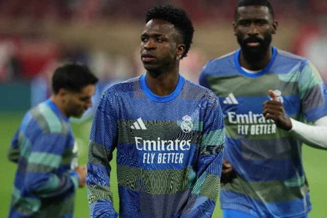 Vini Jr. é alvo de críticas após eliminação do Real Madrid