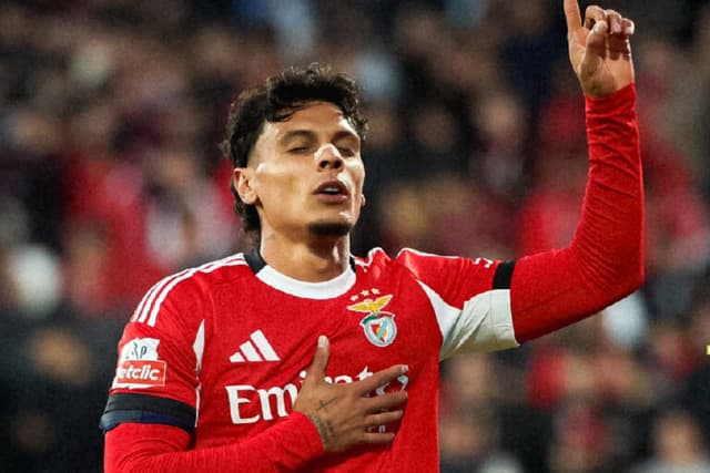 Benfica termina Liga Portuguesa invicto, mas fica na terceira colocação