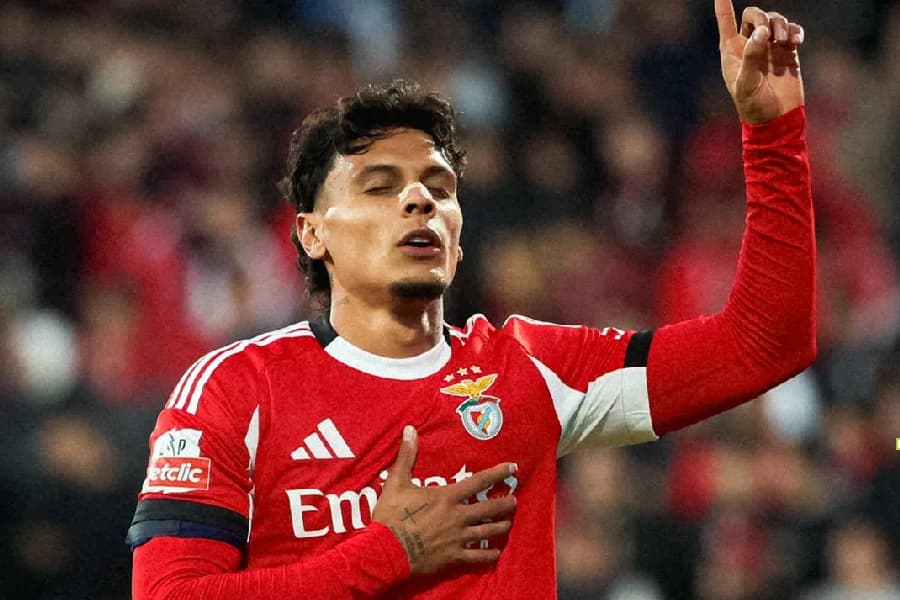 Benfica termina Liga Portuguesa invicto, mas fica na terceira colocação