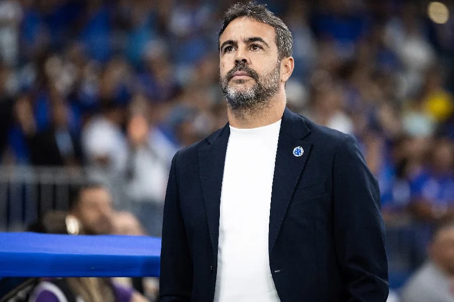 Cruzeiro estuda a contratação de atacante ex-Peñarol; confira