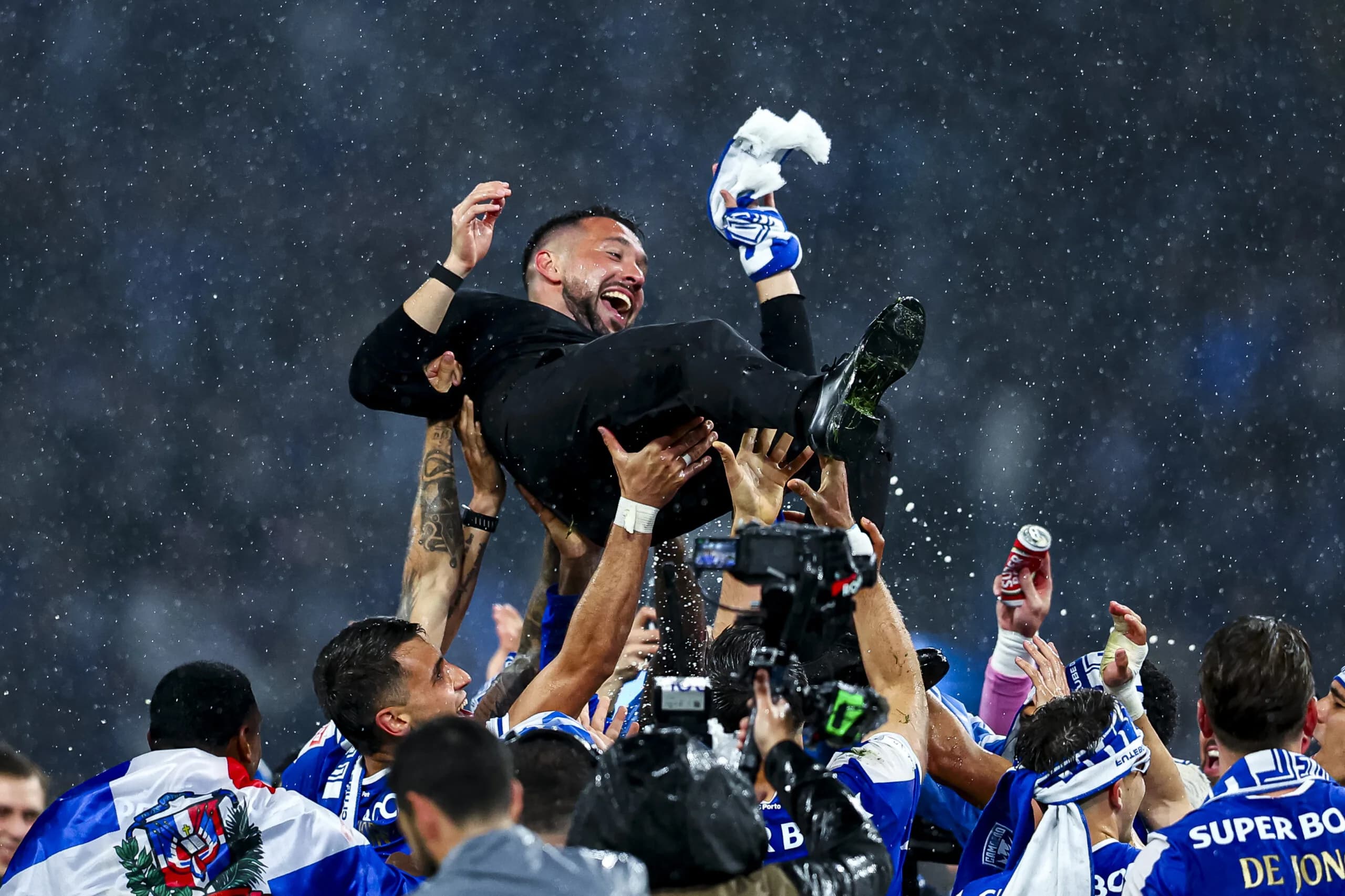 Como técnico do Porto deu volta por cima e se tornou sensação