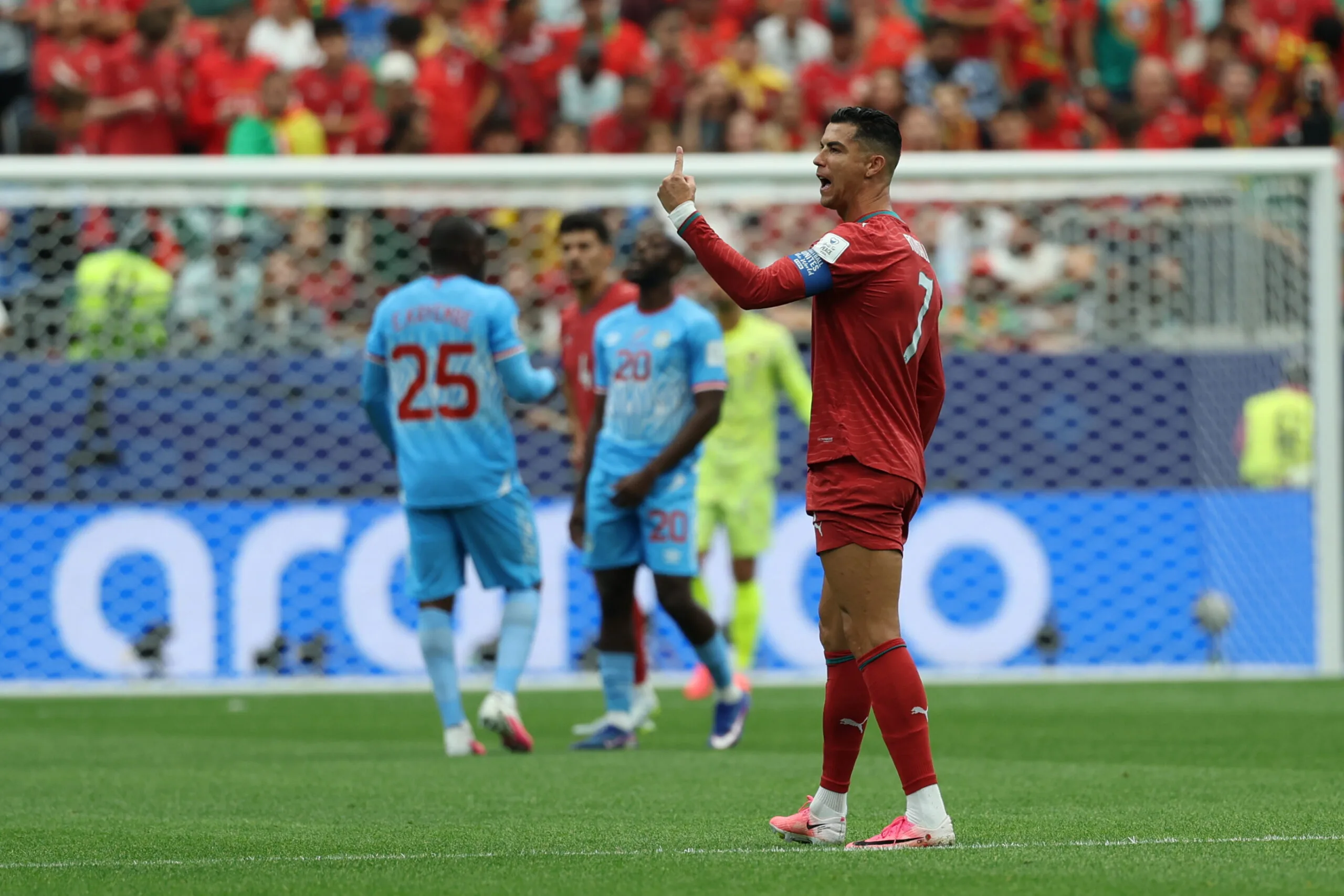 Portugal cede empate ao Congo e tropeça na estreia da Copa