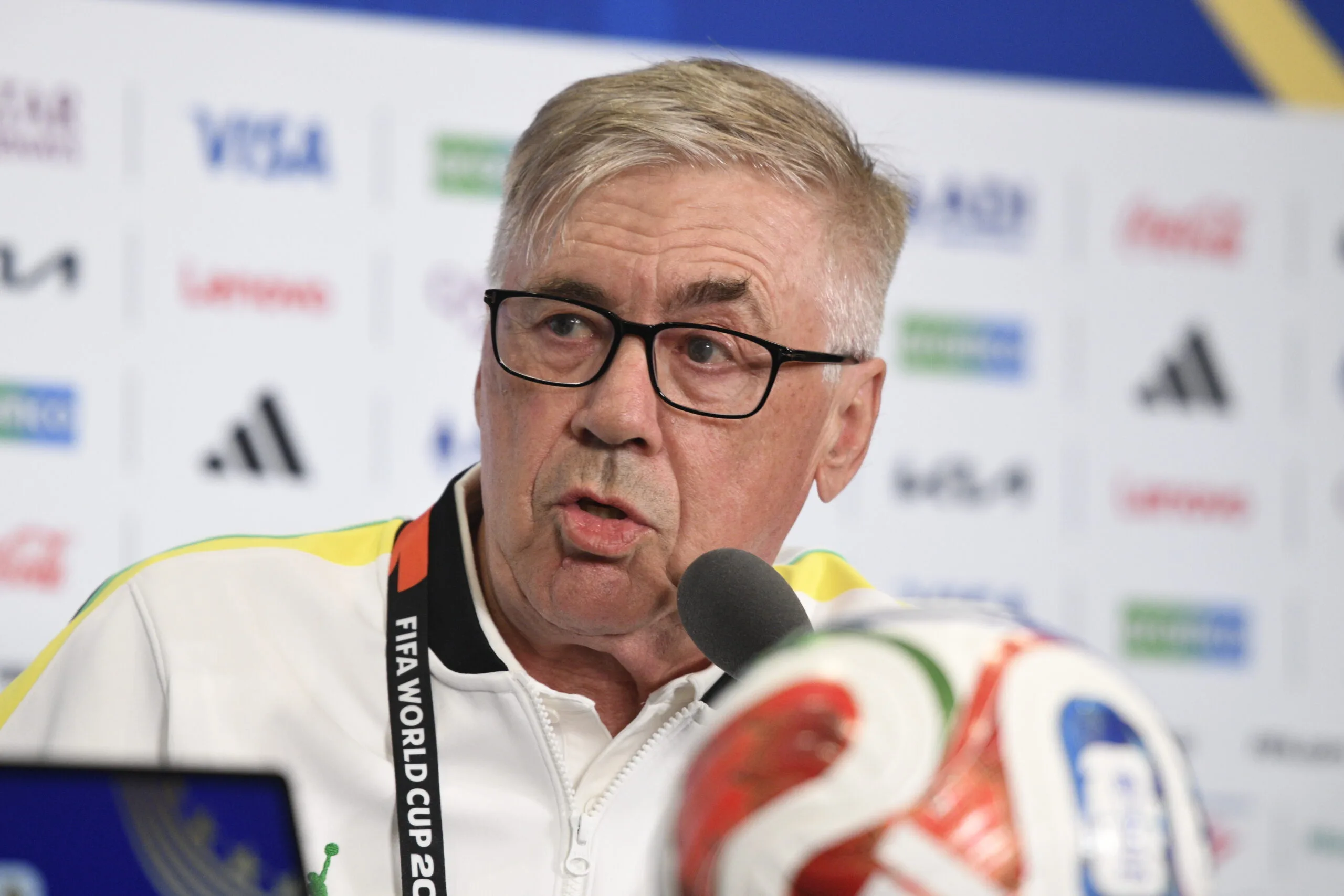 Ancelotti indica mudanças, mas pede paciência por Endrick na Copa