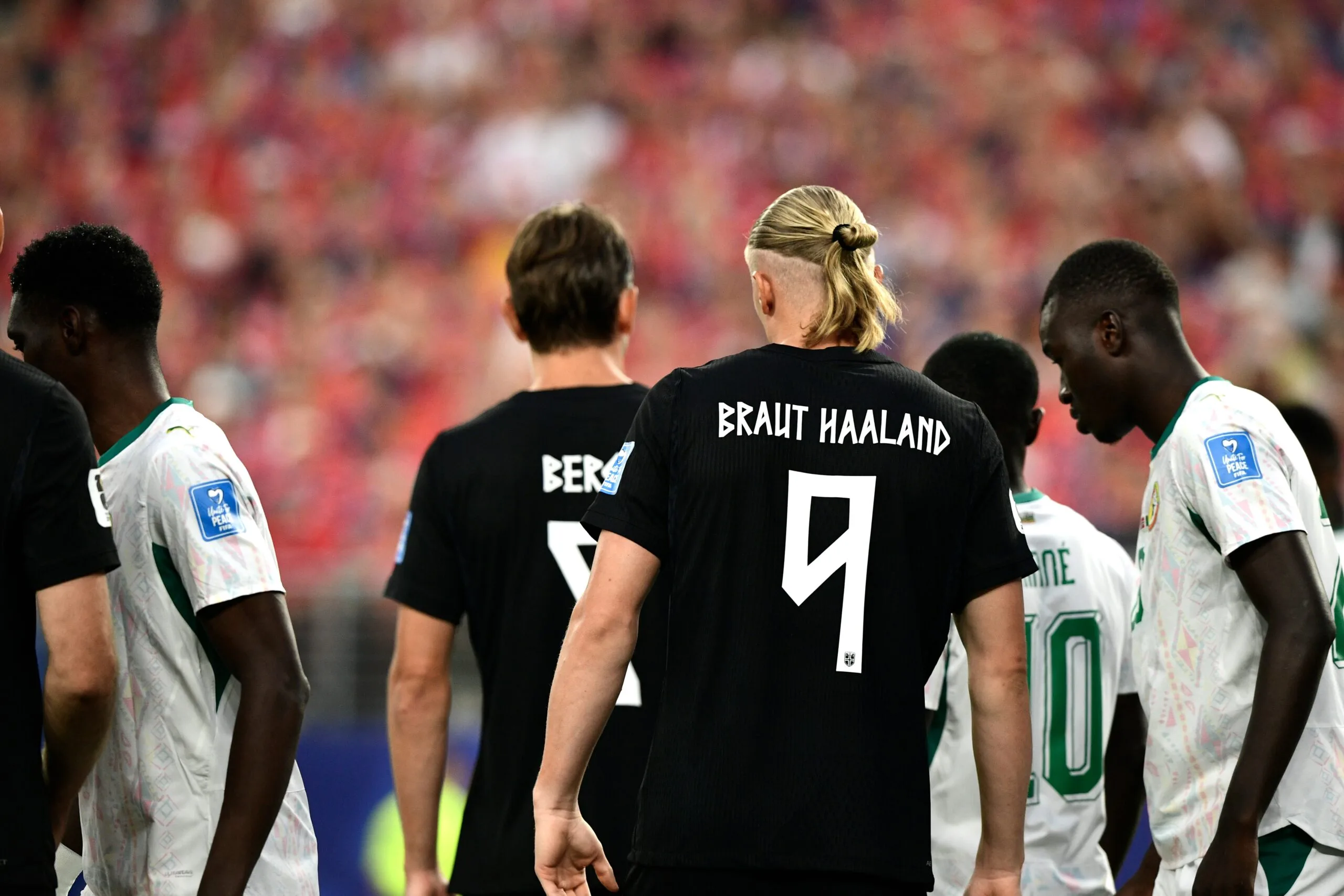 Por que Haaland utiliza outro nome na camisa da Noruega