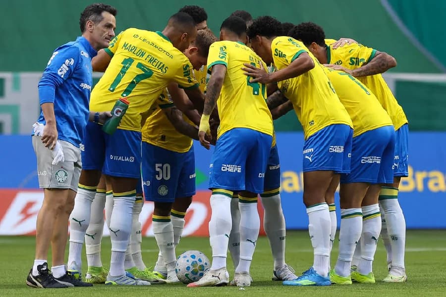 Palmeiras emite nota sobre arbitragem e fala em ‘narrativas falsas’