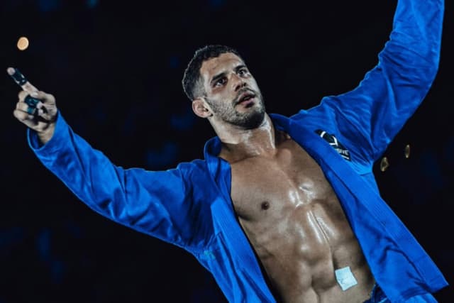Do topo do pódio do Mundial de Jiu-Jitsu, Rider Zuchi provou que a persistência é maior qualidade de um campeão