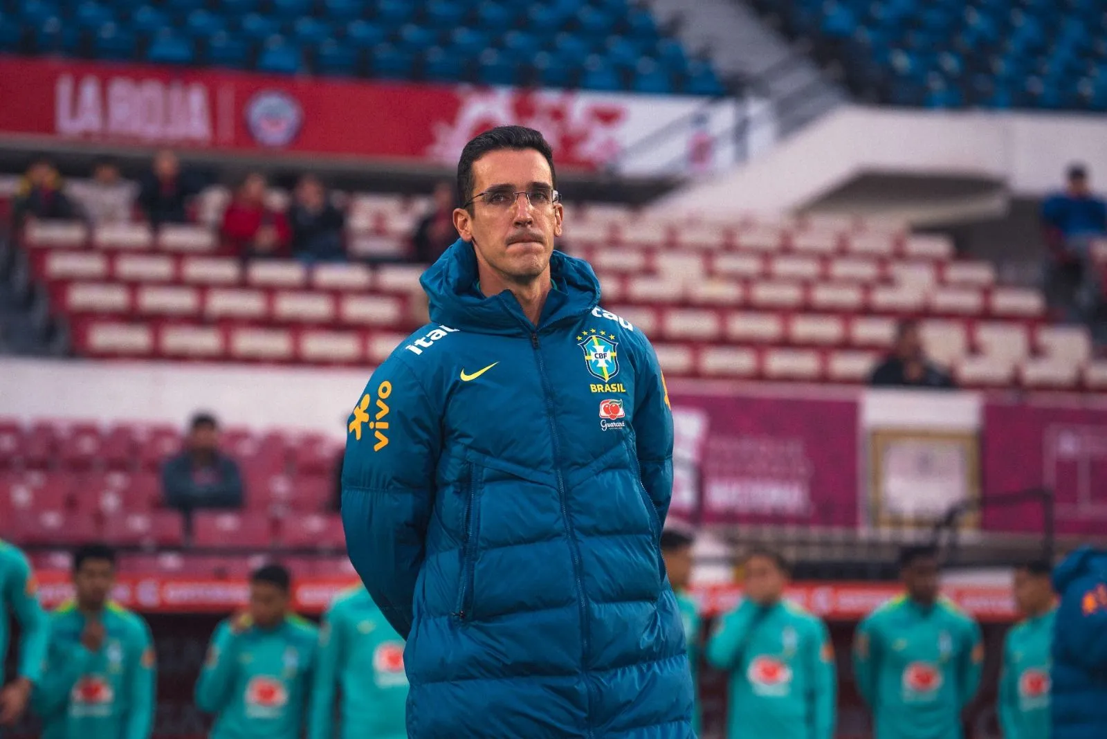 Paulo Victor comanda primeiros amistosos após assumir dedicação exclusiva à seleção sub-20