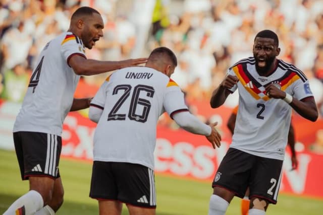 Undav brilha, Alemanha vira no fim e vence Costa do Marfim