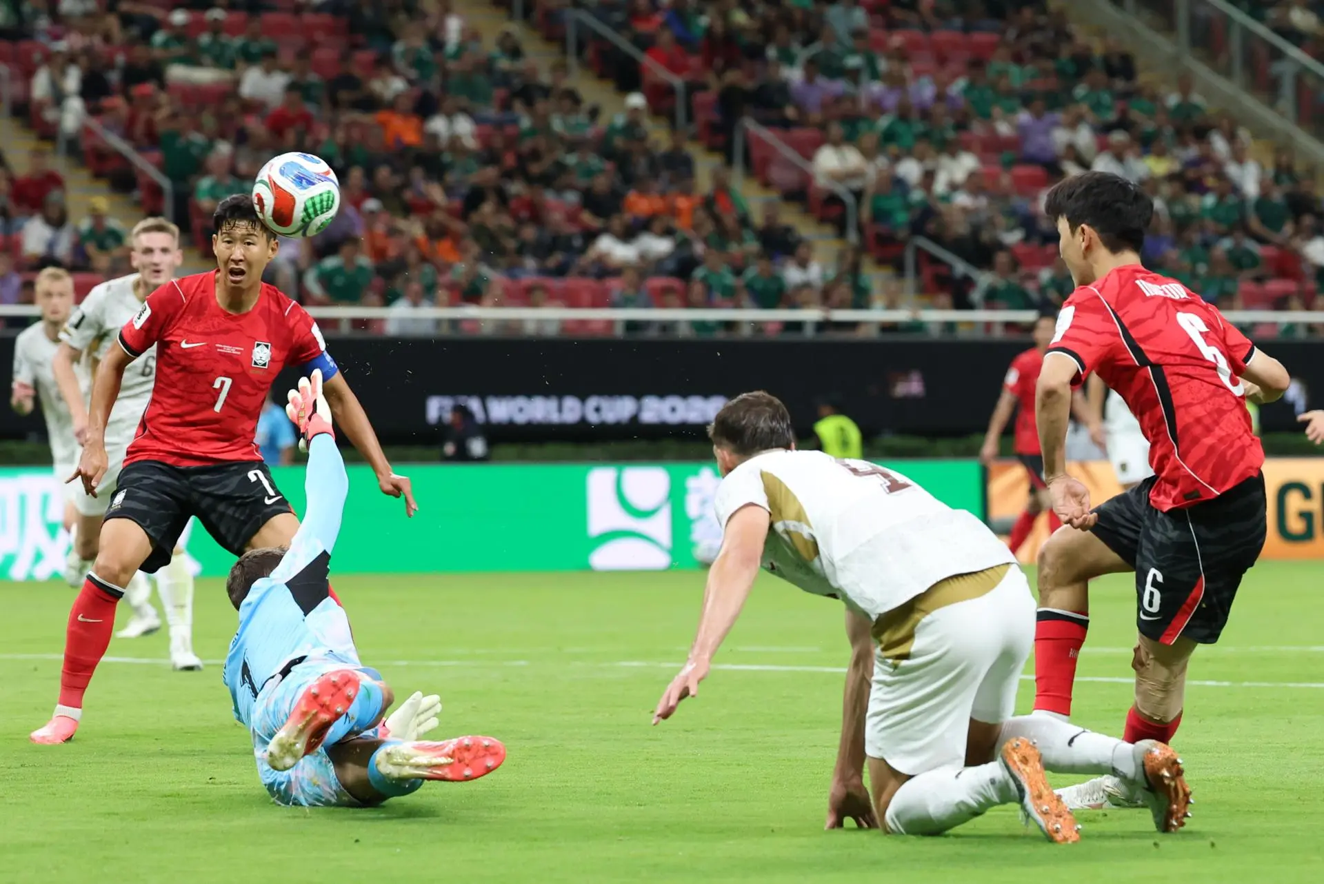Coreia do Sul vence Tchéquia, de virada, com belos gols