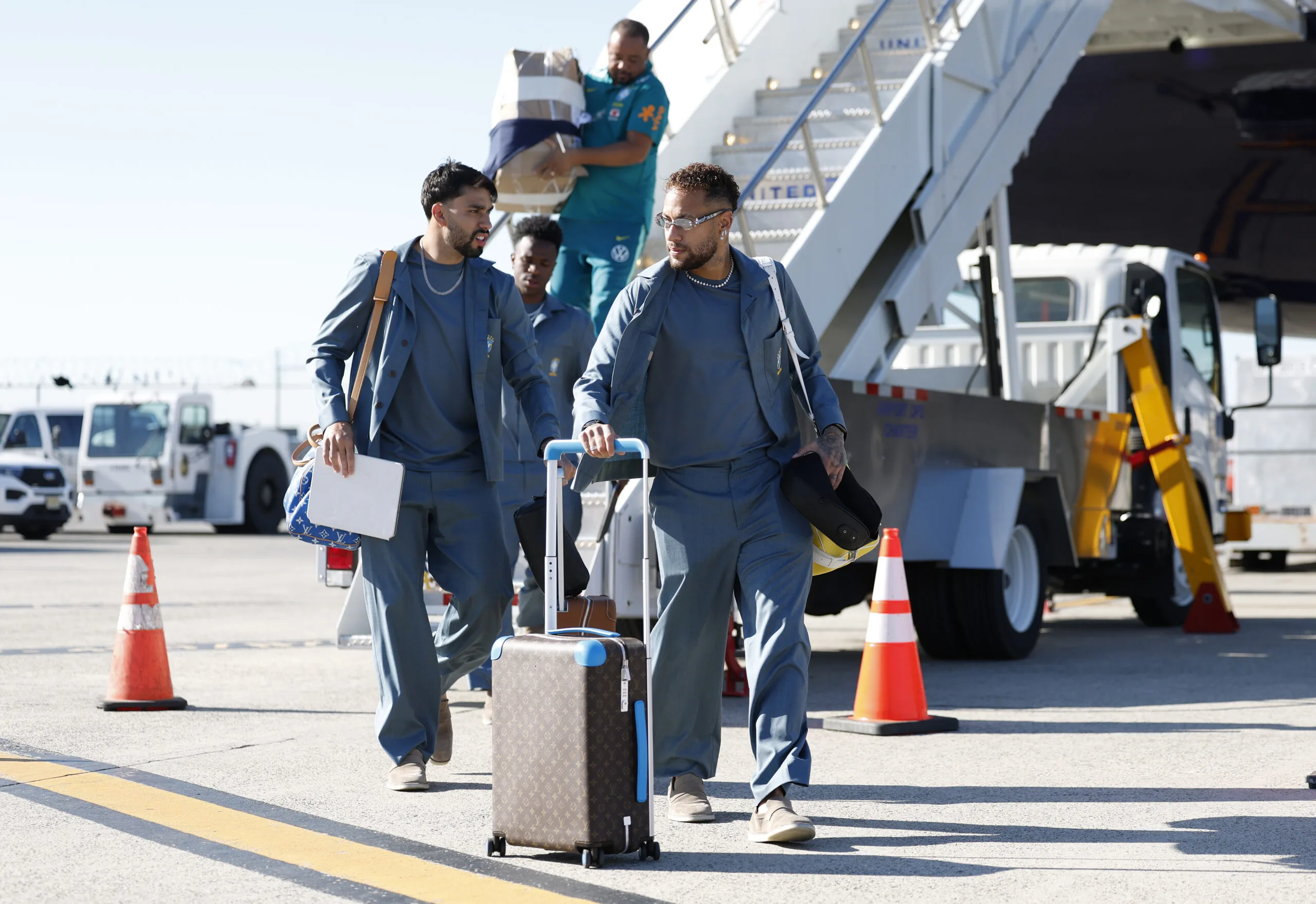 Neymar segue em tratamento e não viaja para Cleveland