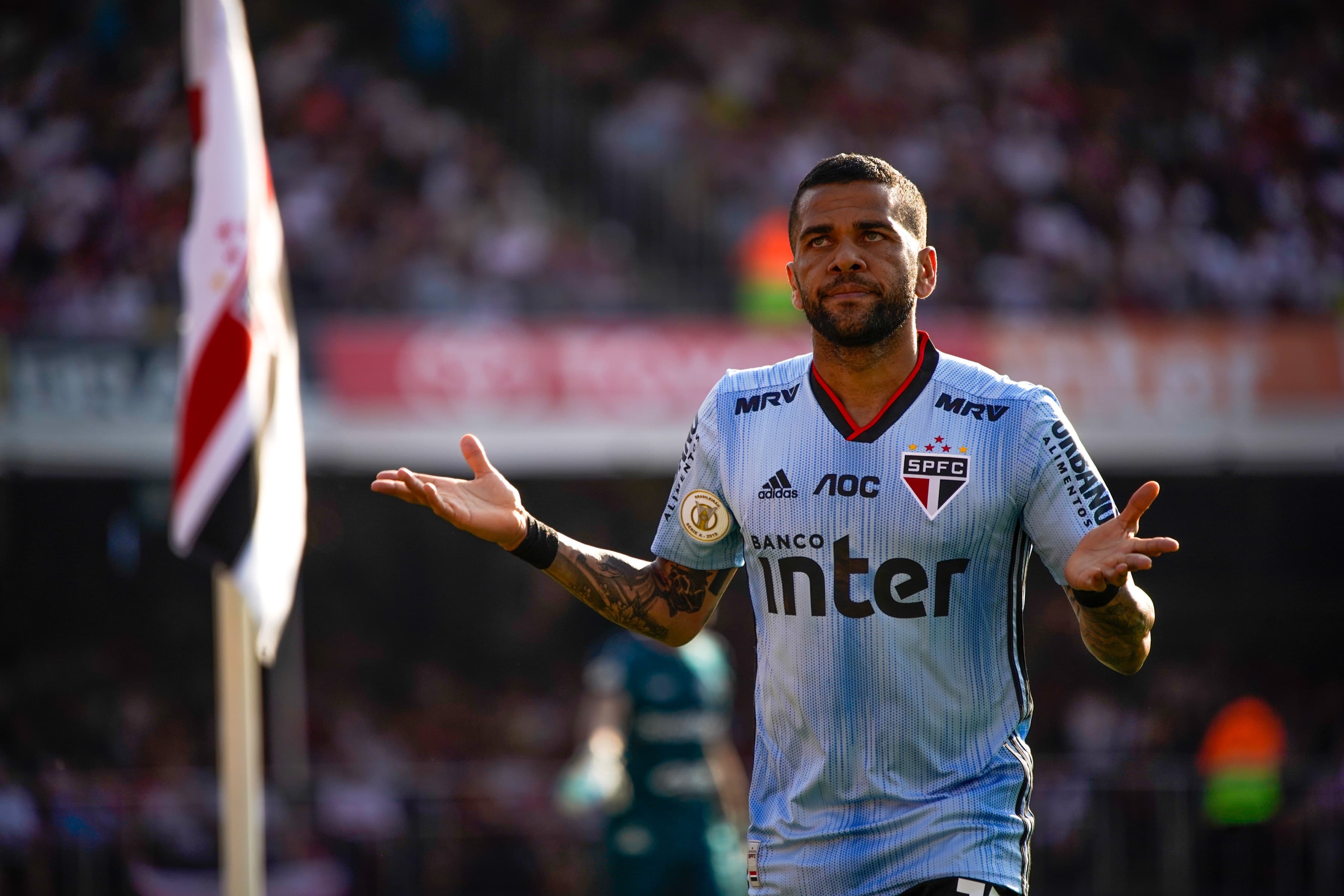 Daniel Alves durante jogo entre São Paulo x Ceará no 1º turno