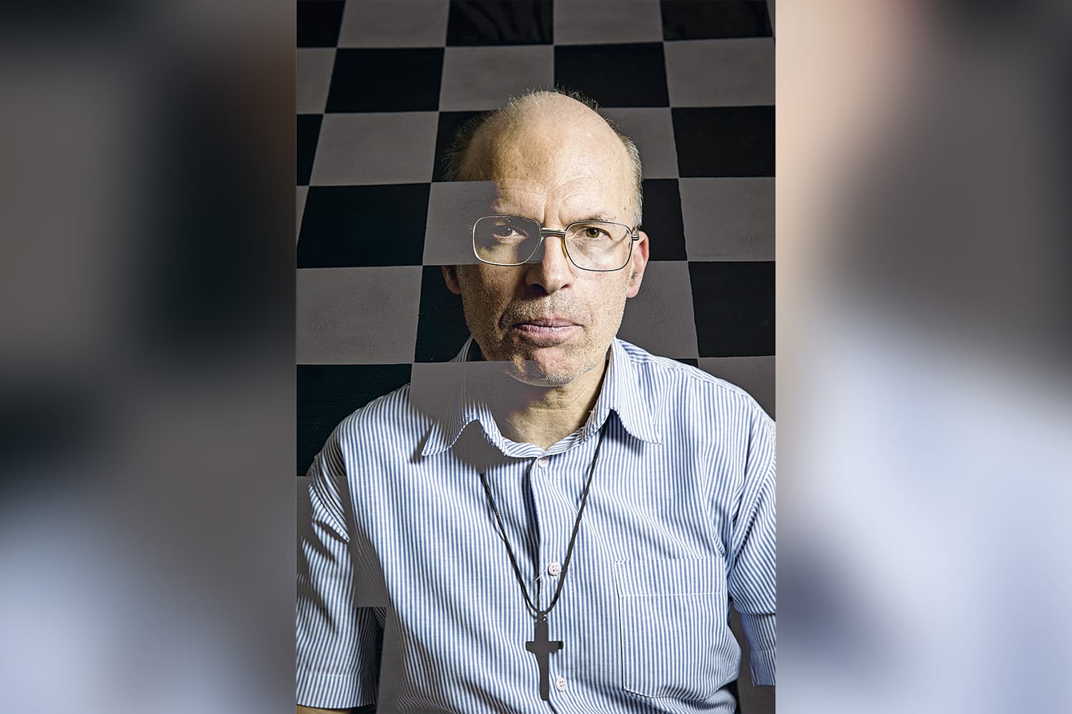 MUDANÇA - Fé: “Acabei me formando em teologia e pensei em ser padre” -