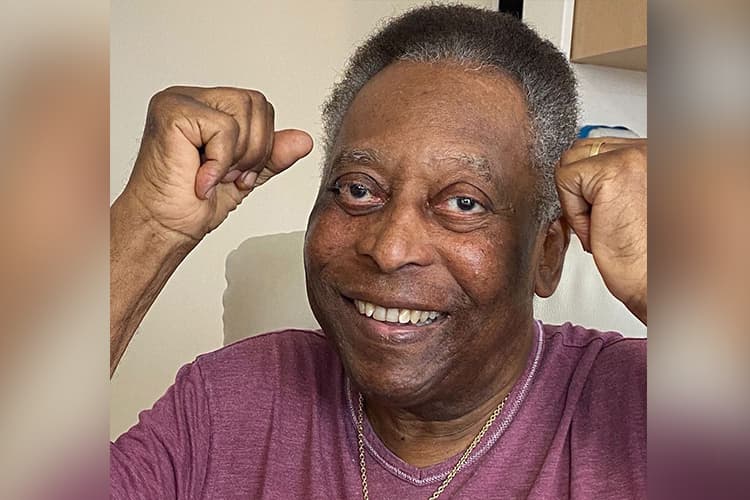 Pelé em foto em postada nas suas redes sociais -