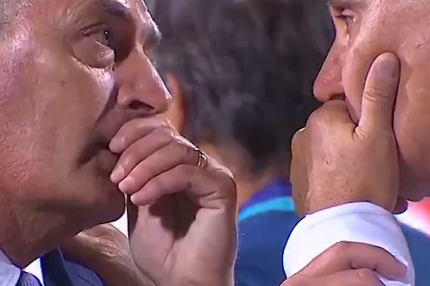 Tite e Alfaro conversaram após o empate por 1 a 1 entre Brasil e Equador, em Goiânia -