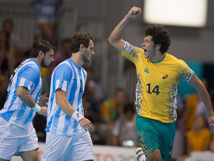 Brasil vence a Argentina na final do handebol masculino nos Jogos Pan-Americanos de Toronto