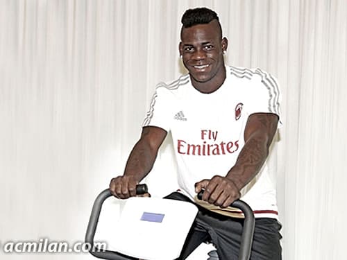 Mario Balotelli em seu retorno ao Milan