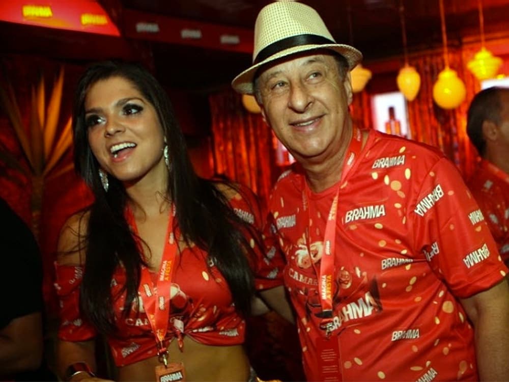 Carol Galan ao lado do namorado Del Nero