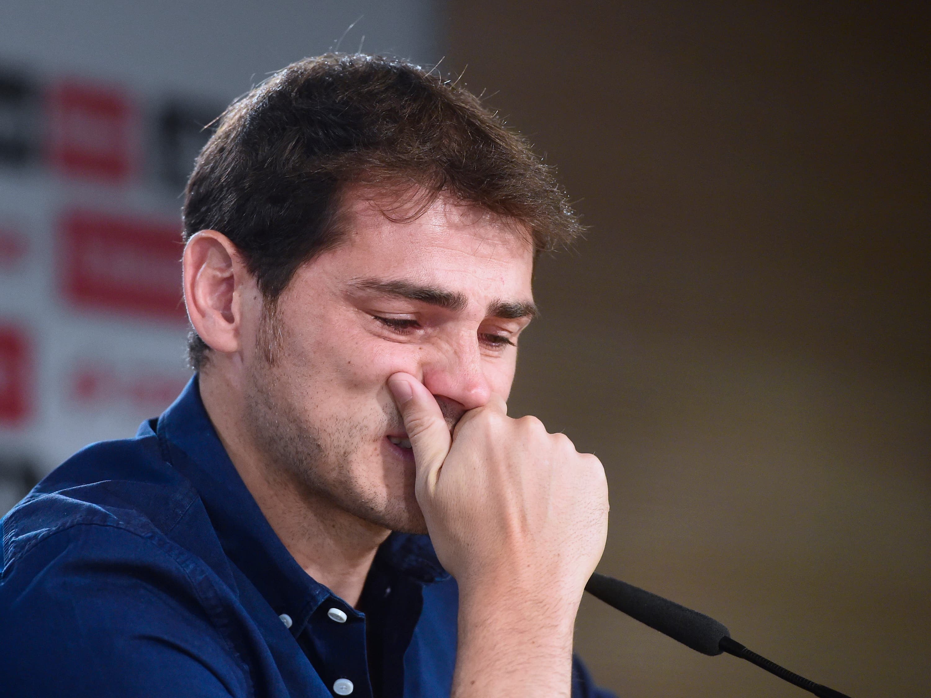 Capitão da equipe, Iker Casillas deu lugar ao costa-riquenho Keylor Navas na partida contra o Espanyol