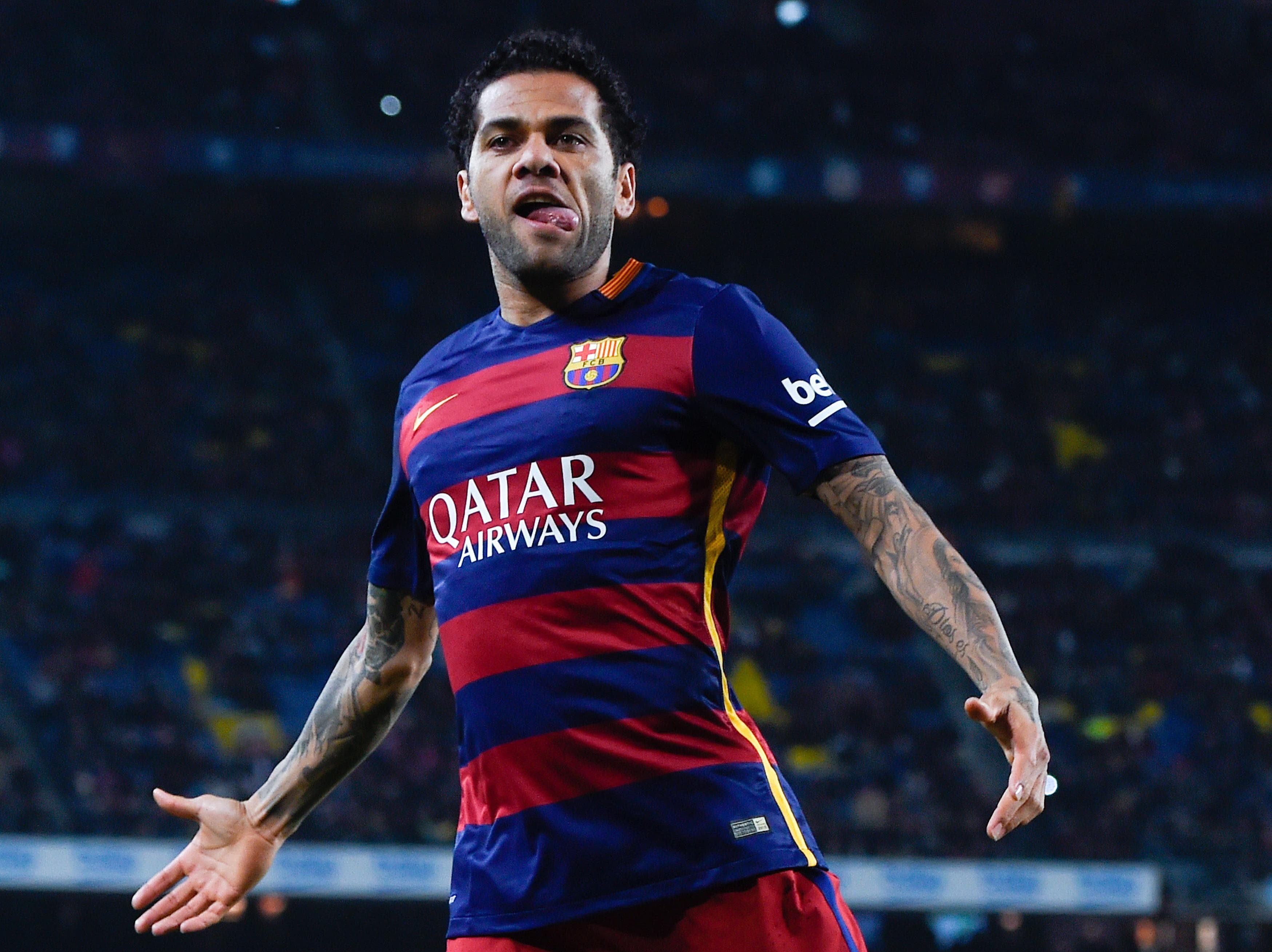 Daniel Alves é, atrás de Lionel Messi, o segundo estrangeiro que mais venceu títulos com o Barcelona