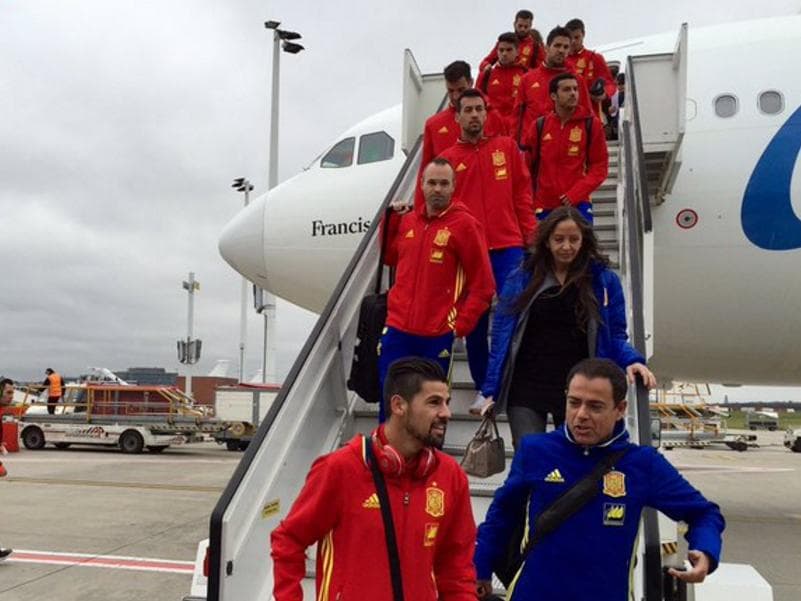 Seleção espanhola desembarca em Bruxelas para amistoso contra a Bélgica