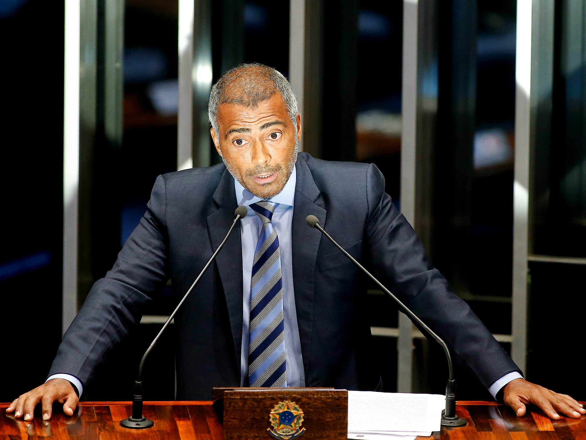Romário chamou o atual presidente da CBF, Marco Polo Del Nero, de "ladrão, safado e ordinário"