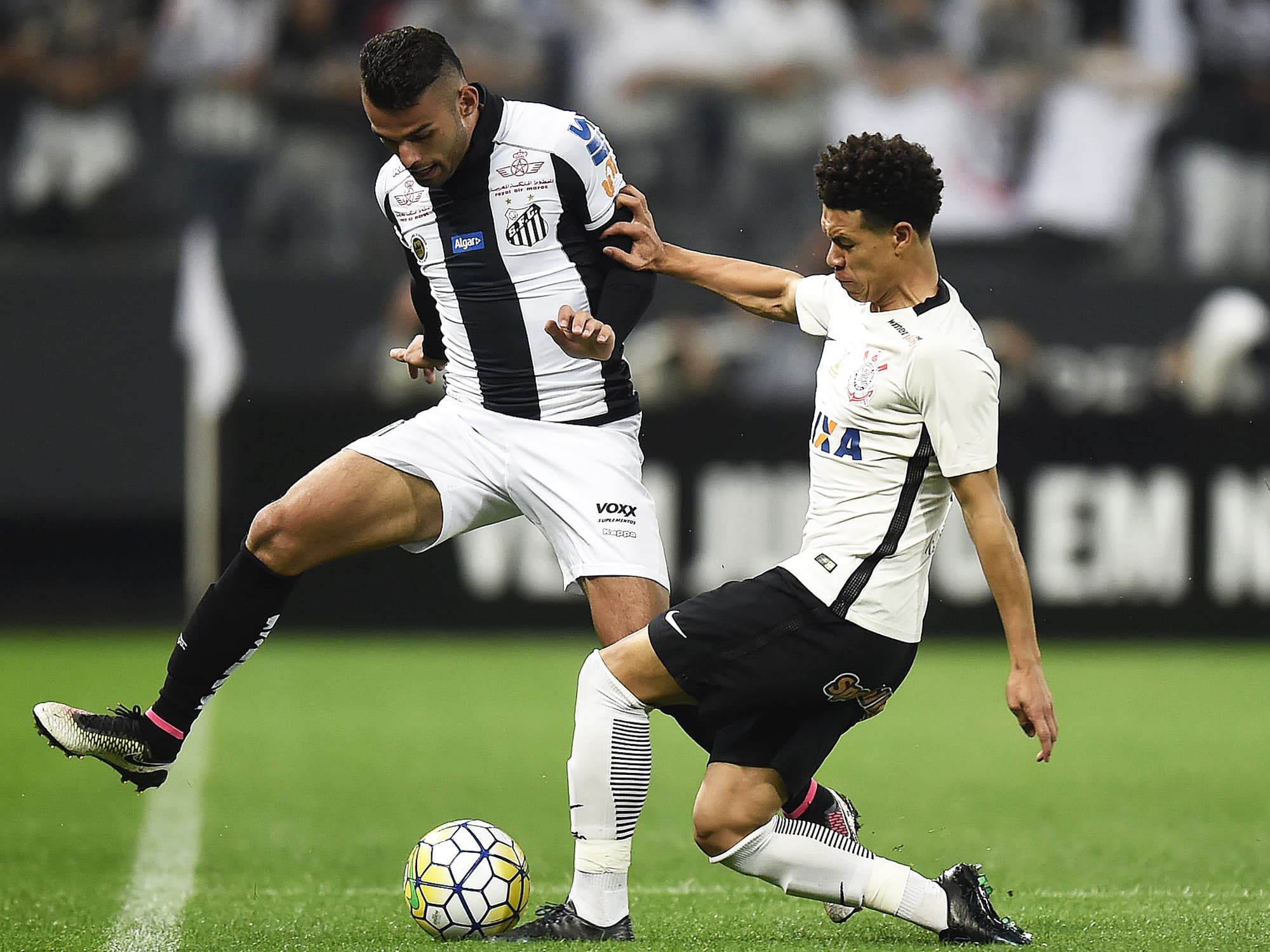 Partida entre Corinthians e Santos, válida pela 5º rodada do Campeonato Brasileiro,realizada na Arena Corinthians, zona leste de São Paulo (SP) - 01/06/2016