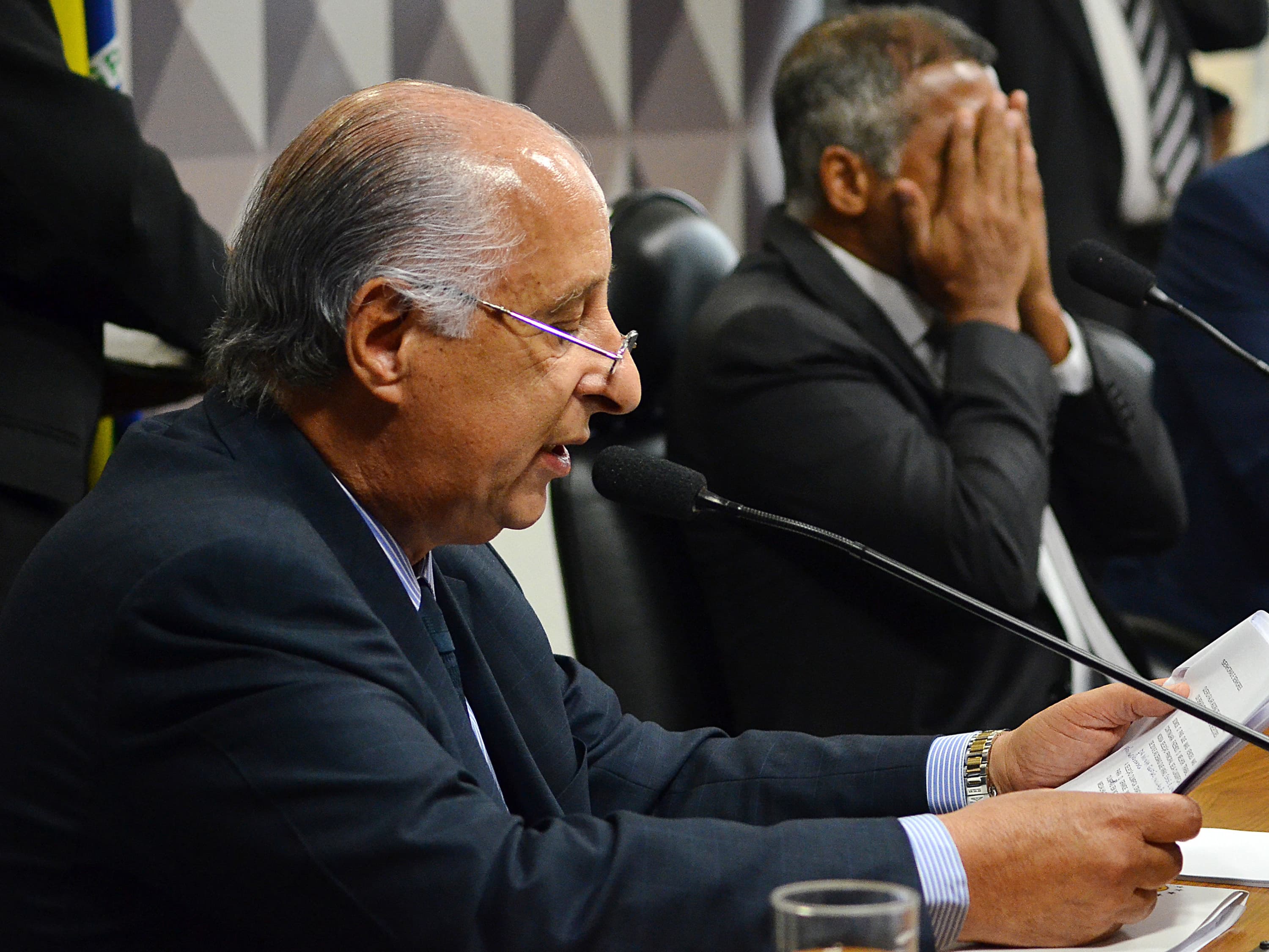 O presidente licenciado da CBF, Marco Polo Del Nero, presta depoimento à CPI do Futebol em Brasília (DF) - 16/12/2015