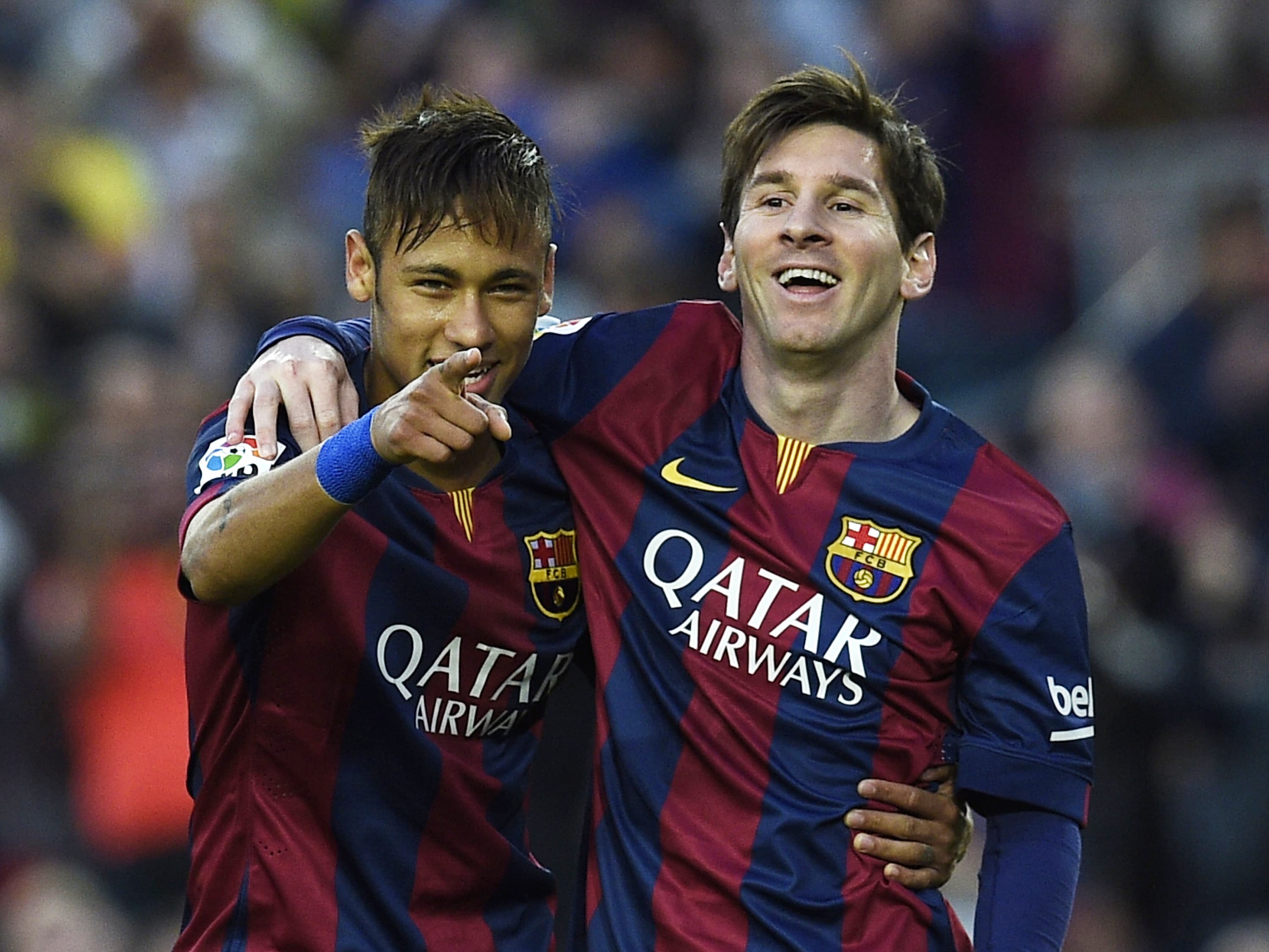 Neymar e Messi comemoram na goleada por 6 a 0 do Barcelona sobre o Getafe em partida válida pelo campeonato espanhol