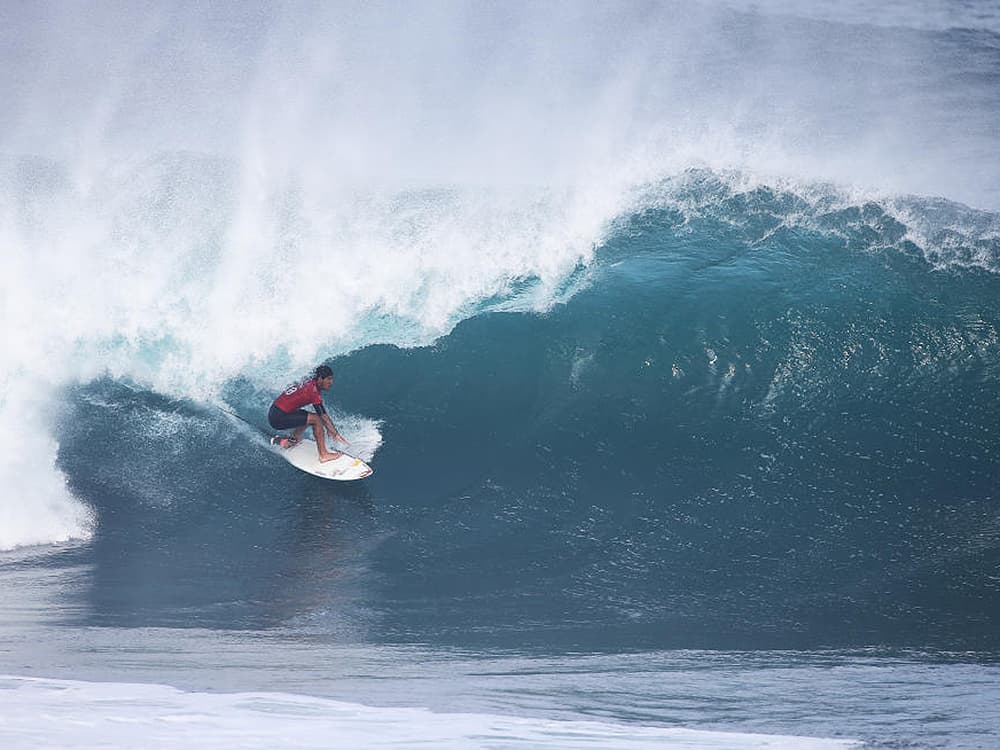Gabriel Medina durante a etapa Pipeline Masters da Liga Mundial de Surfe no Havaí