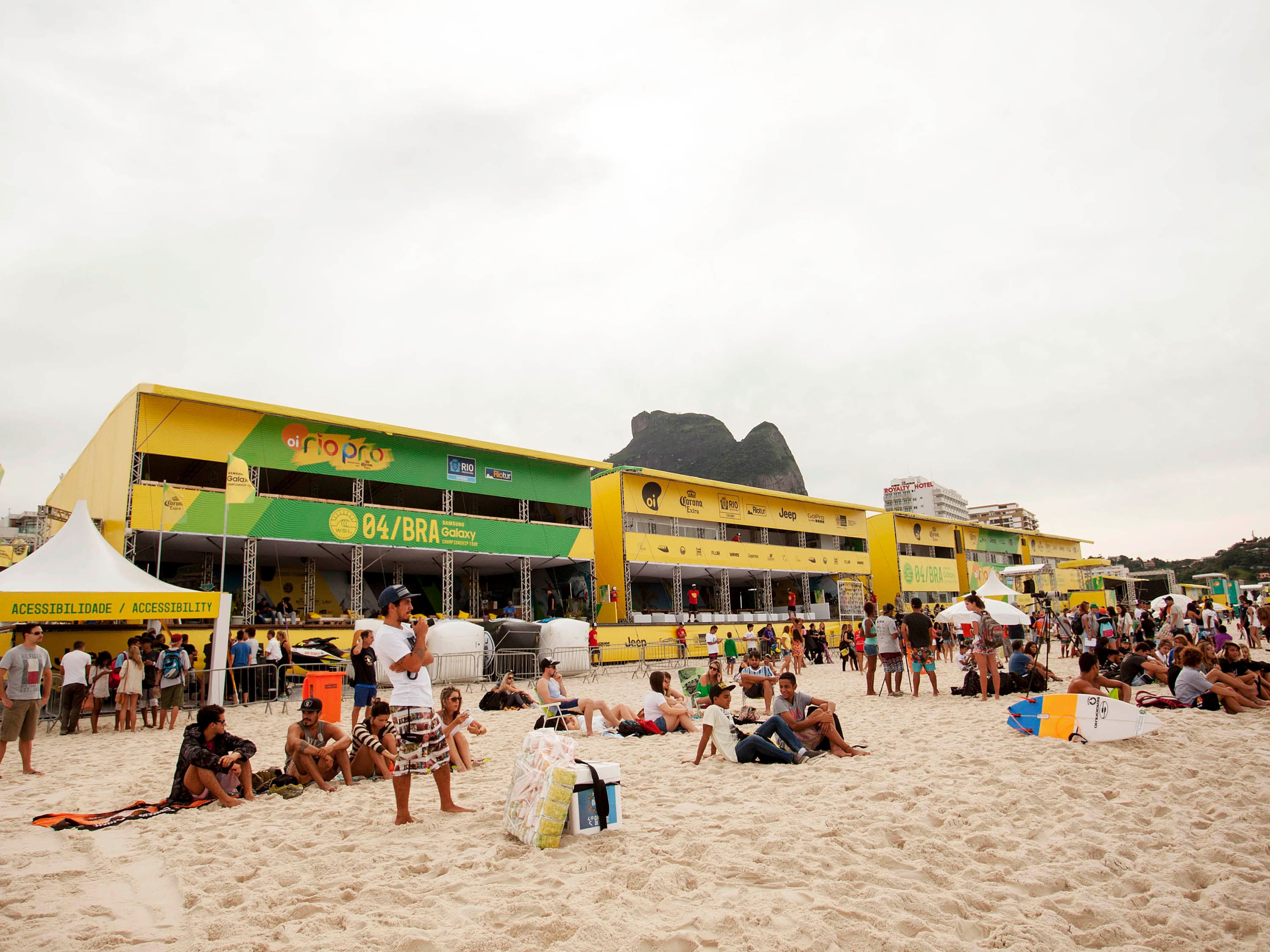 Na Barra, estrutura da etapa brasileira do Circuito Mundial de Surfe