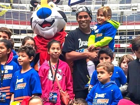 Ronaldinho Gaúcho terá mais uma chance, no domingo, quando o segundo jogo da final será no estádio do Querétaro