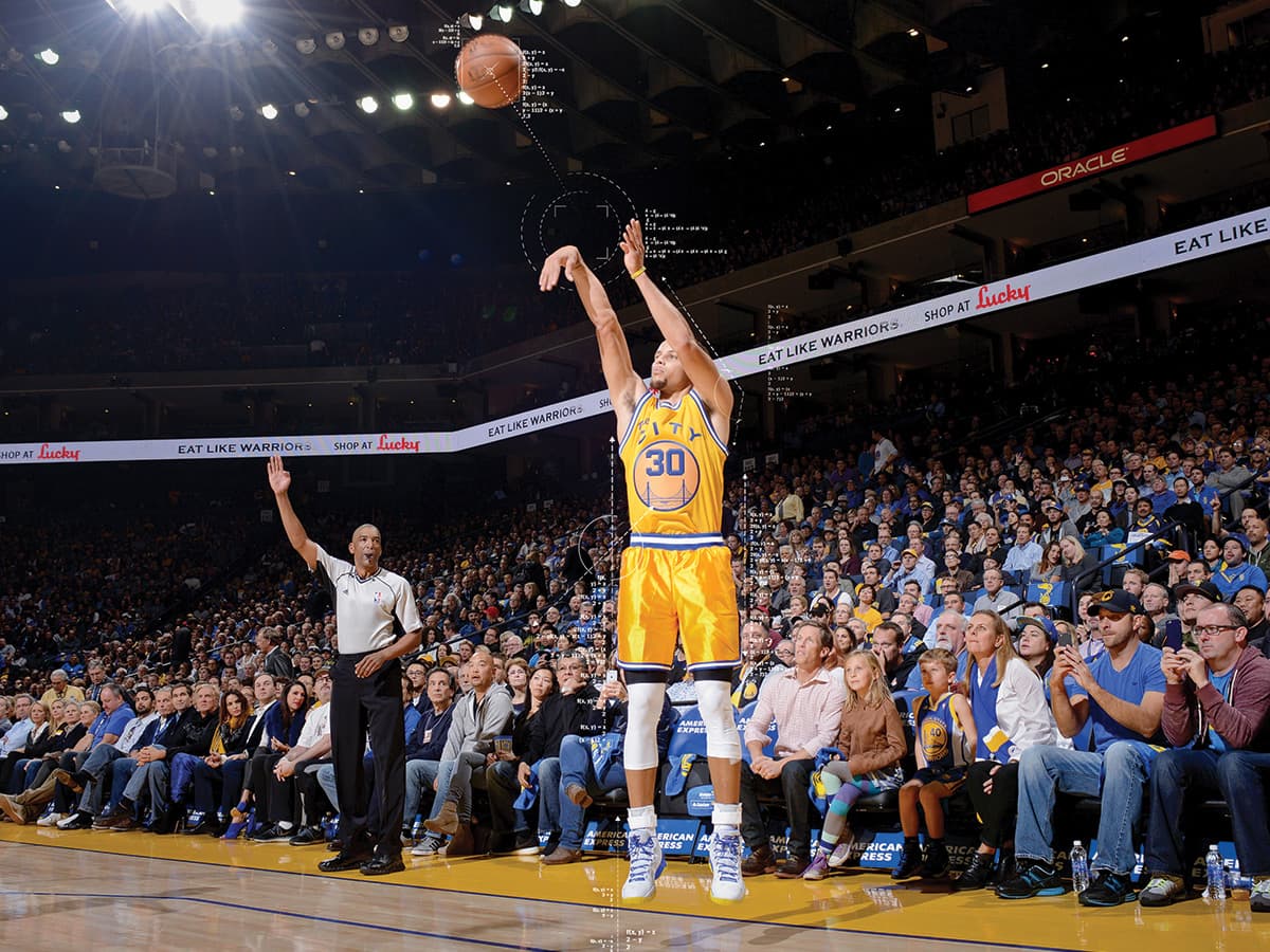 LÁ VAI DE 3 - Na chamada zona morta do lado esquerdo, do lado direito, até do meio da quadra. Stephen Curry não tem limites