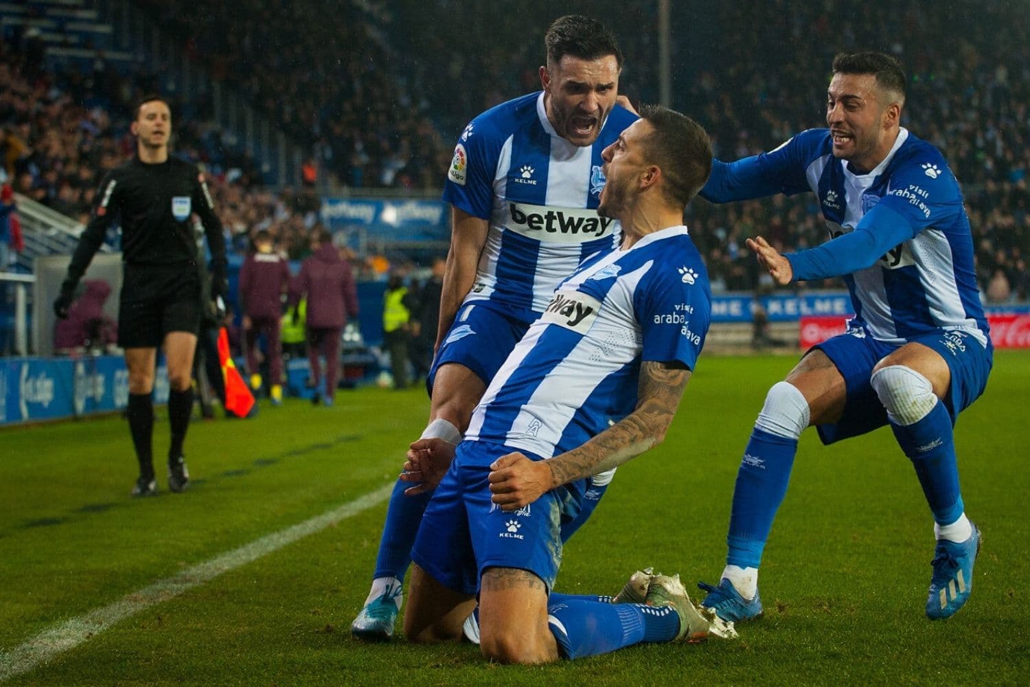 O mediano Alavés pensa em adquirir um clube de futebol brasileiro