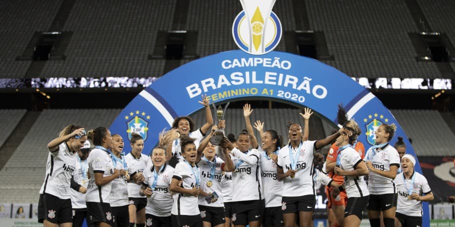 Corinthians comemora o título do Brasileirão Feminino de 2020 em Itaquera