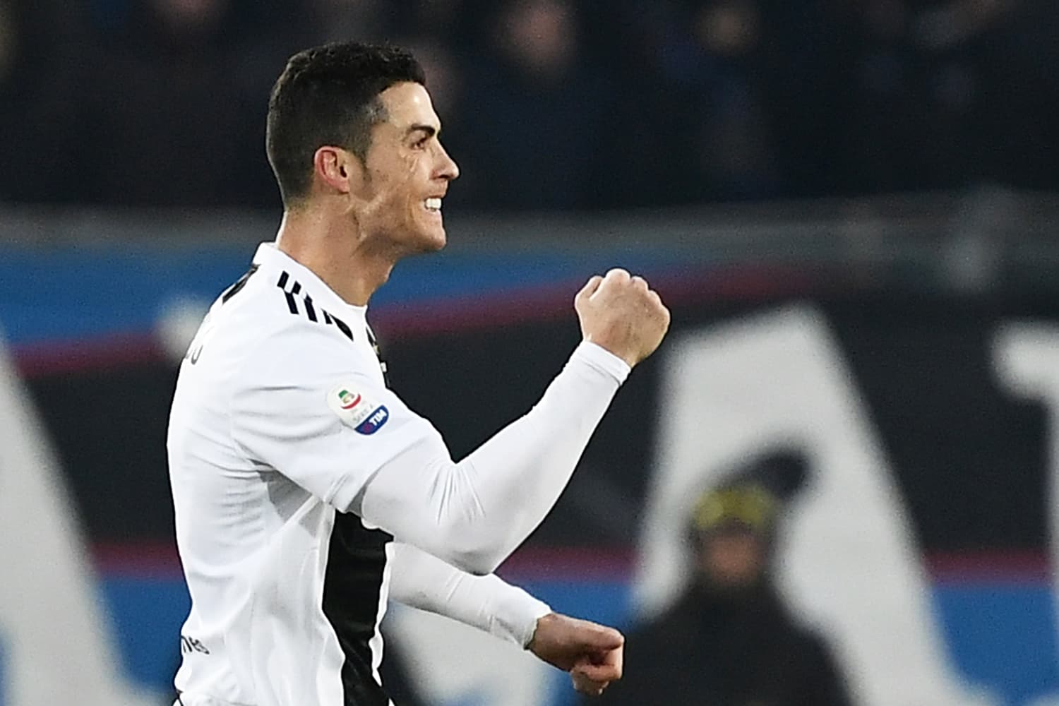 O atacante da Juventus, Cristiano Ronaldo, comemora após marcar gol durante partida contra o Atalanta, válida pelo Campeonato Italiano – 26/12/2018