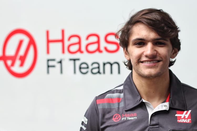 O piloto Pietro Fittipaldi, posa para foto no Autódromo de Interlagos, zona sul de São Paulo (SP), às vésperas do GP do Brasil de Fórmula 1 – 09/11/2018
