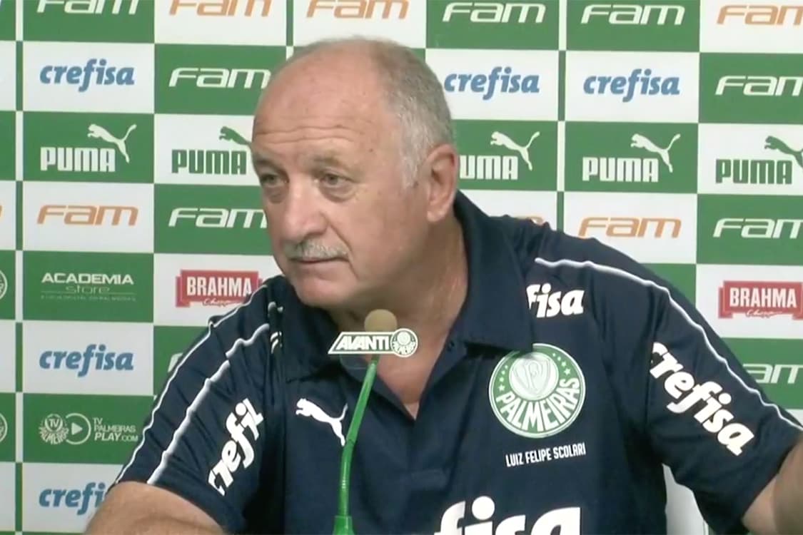 Felipão durante coletiva de imprensa