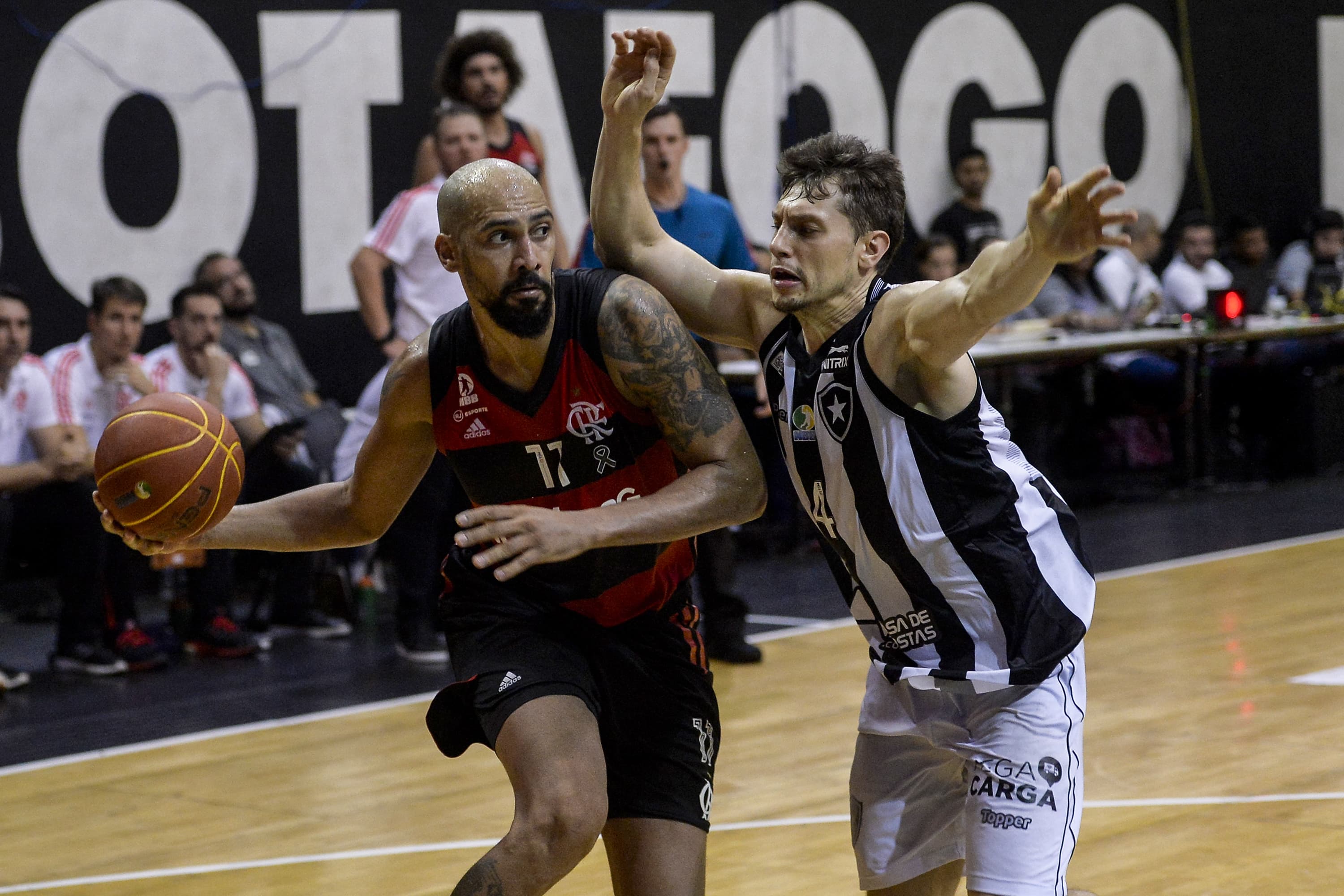 Flamengo vence Botafogo no NBB