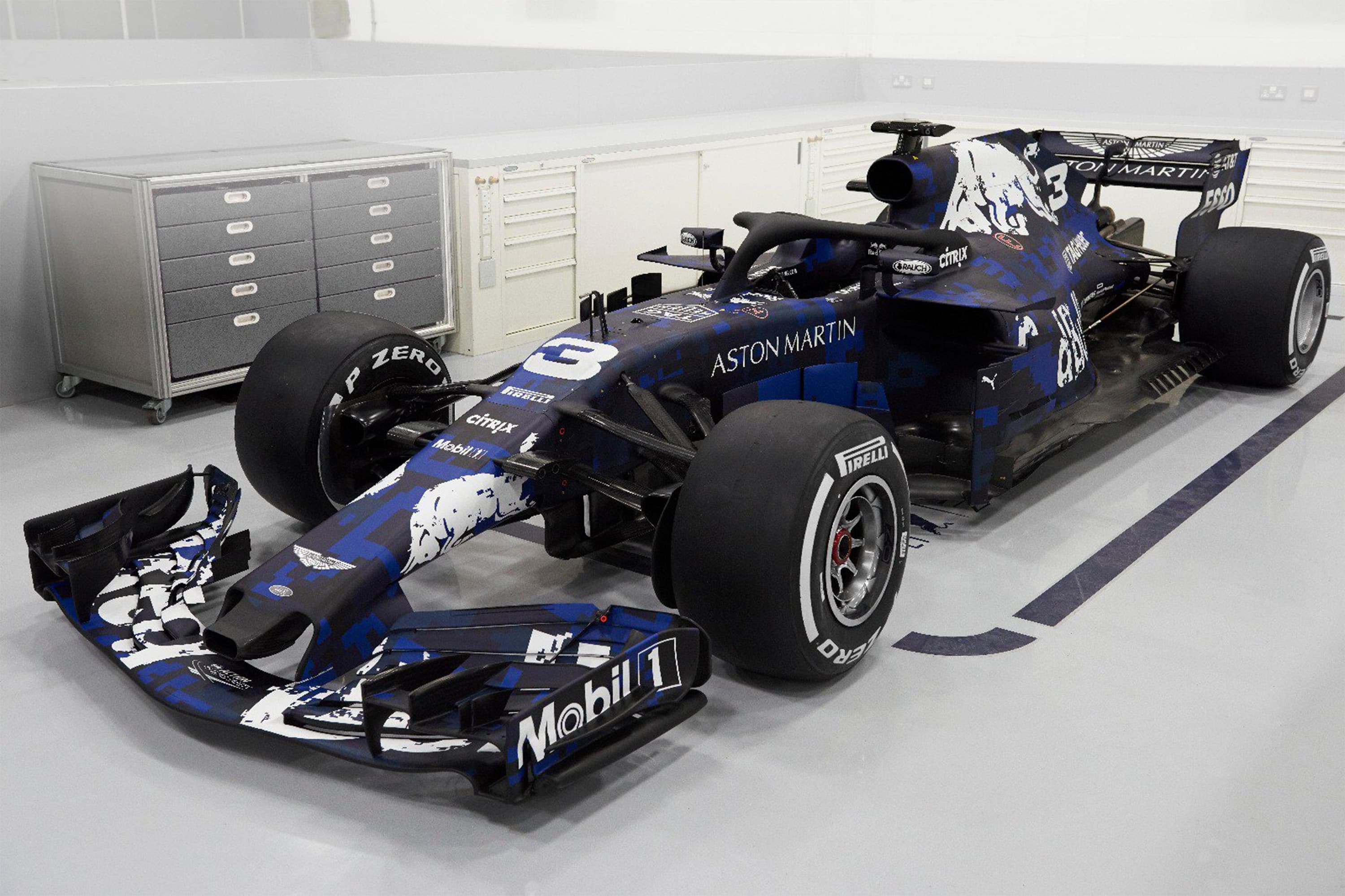 Novo carro da RBR é apresentado