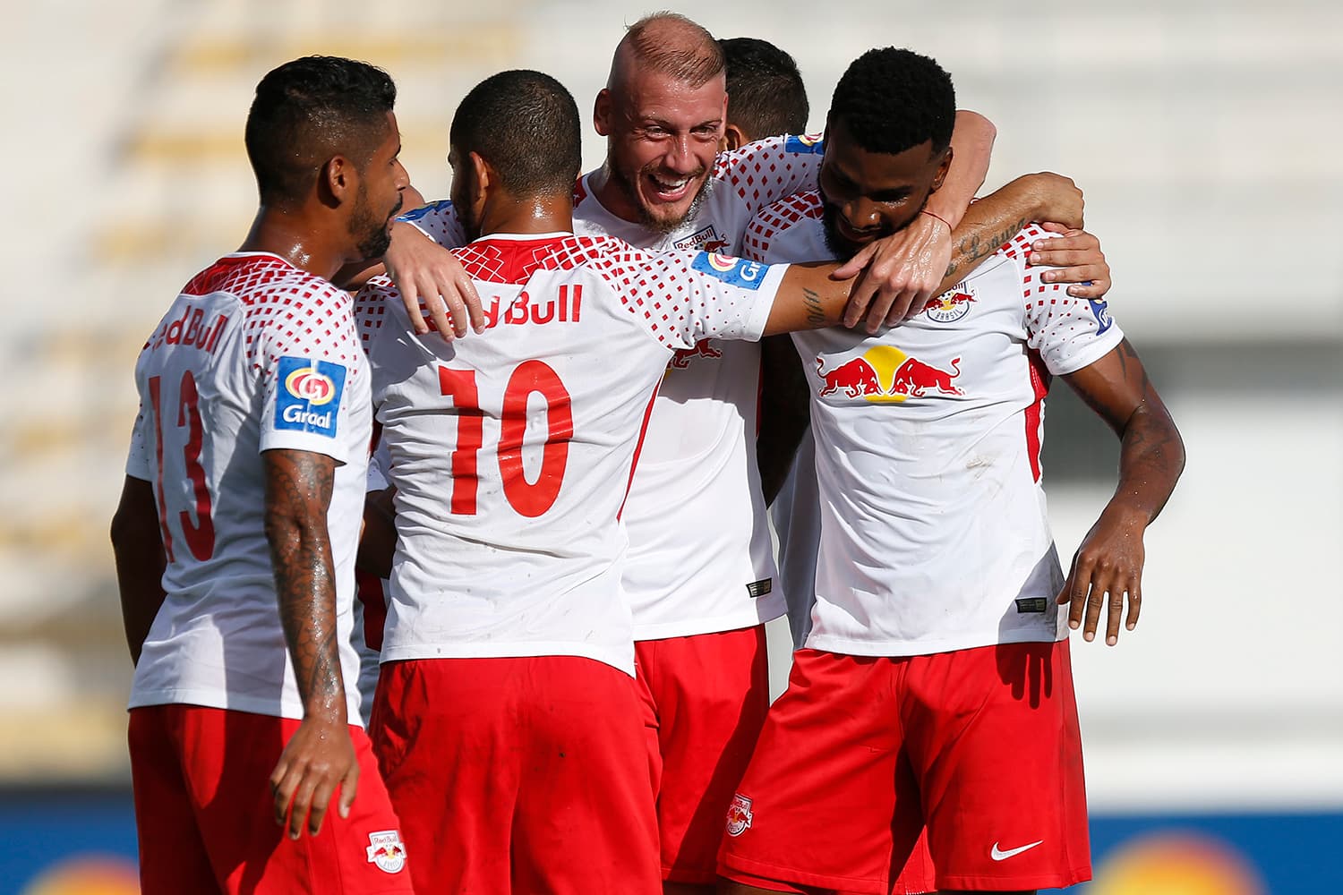Time do Red Bull Brasil comemora um gol marcado na partida contra o Novo Horizontino – 02/03/2019