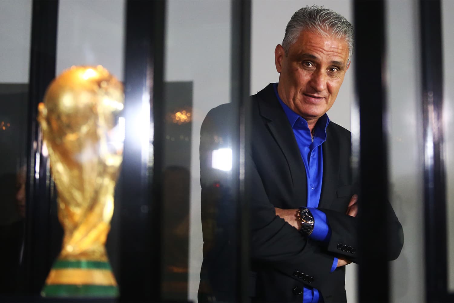 Após o Brasil ser eliminado pelo Peru na fase do grupos da Copa América Centenário, Dunga é demitido e Tite assume o comando da Seleção Brasileira - 20/06/2016