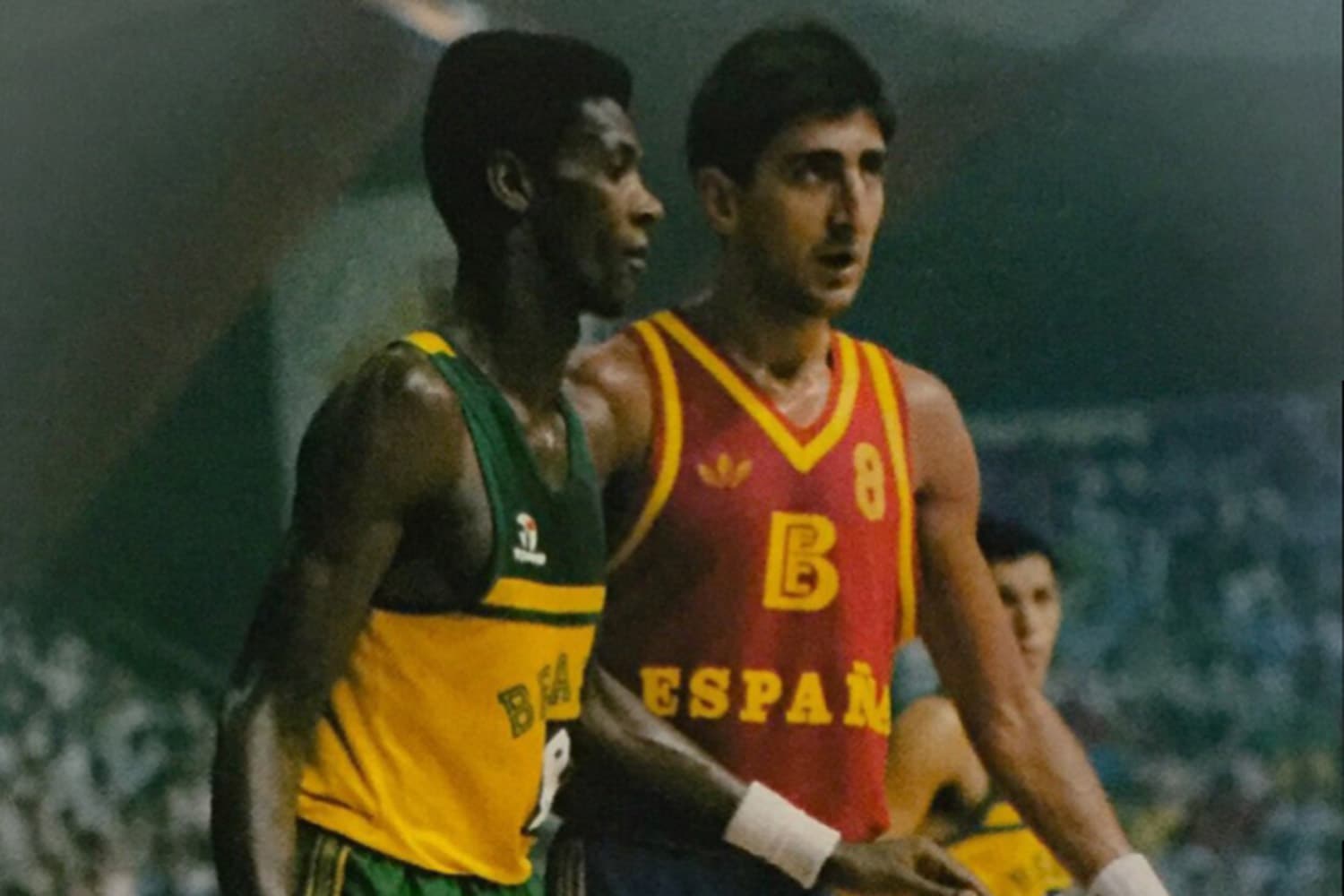 O pivô mineiro Gerson Victalino defendendo a seleção brasileira