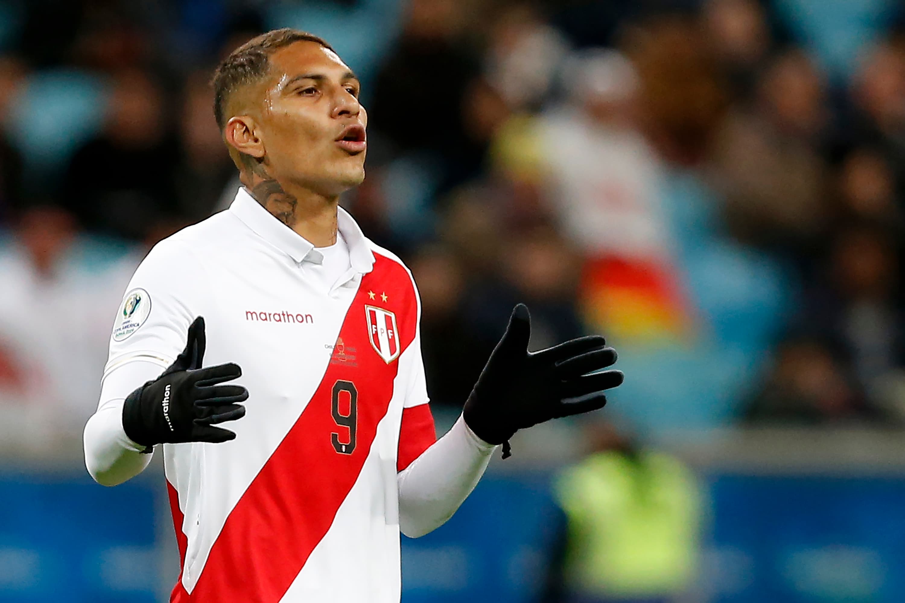 Paolo Guerrero, do Peru, na semifinal contra o Chile