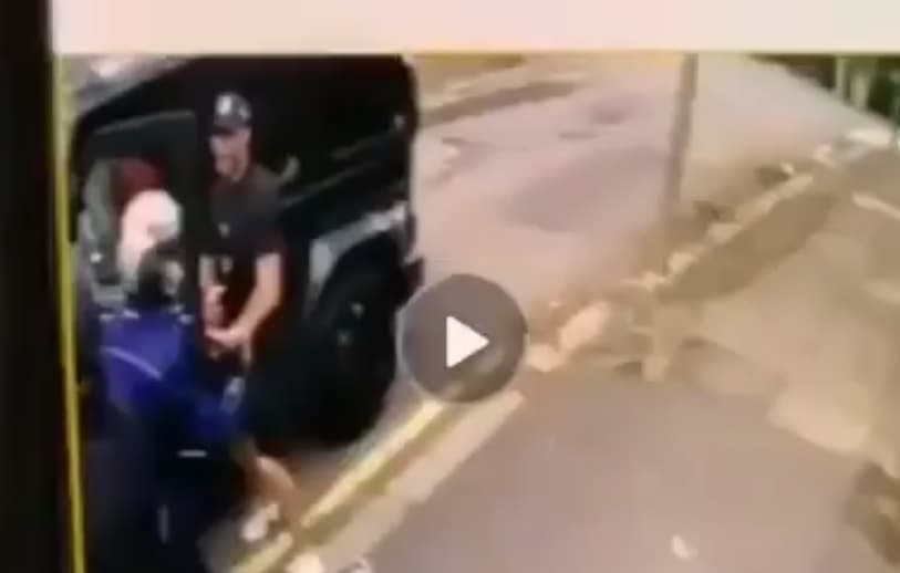 Kolasinac luta com assaltante em Londres para defender colega Özil